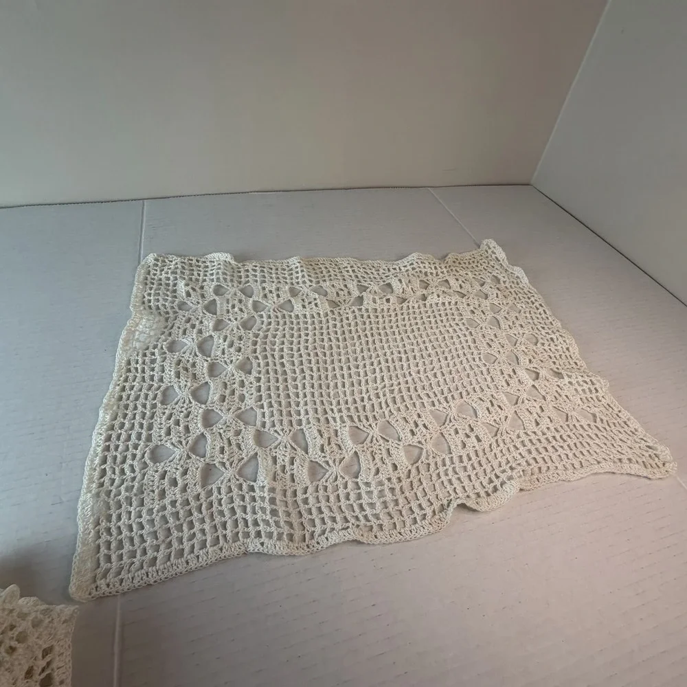 Vintage Victorian White Ivory Cottagecore Crochet Doily Rectangle Decor 4 PC Set